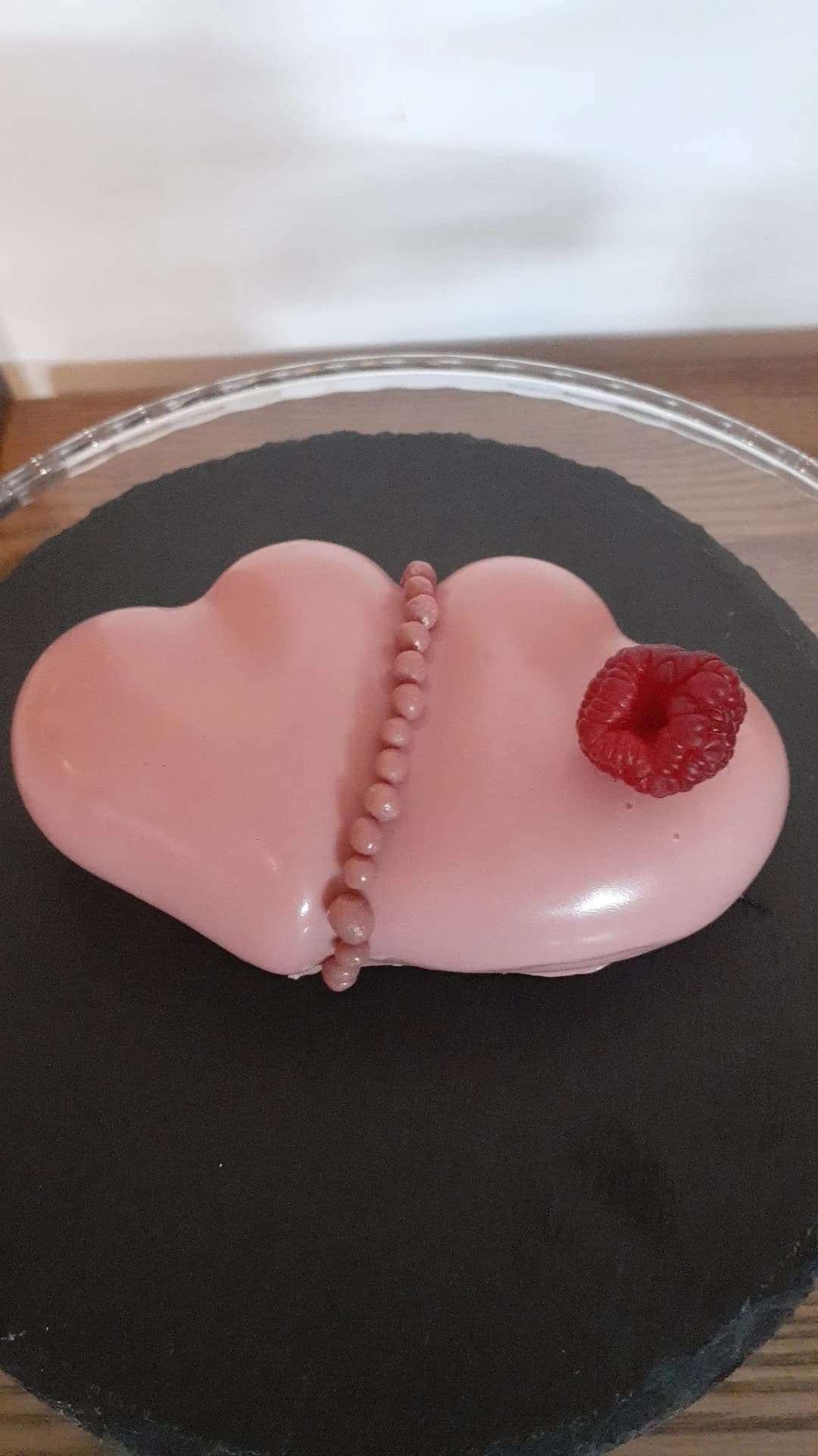 Mono deser różowe serce z malinką — Cake Time Cieszyn