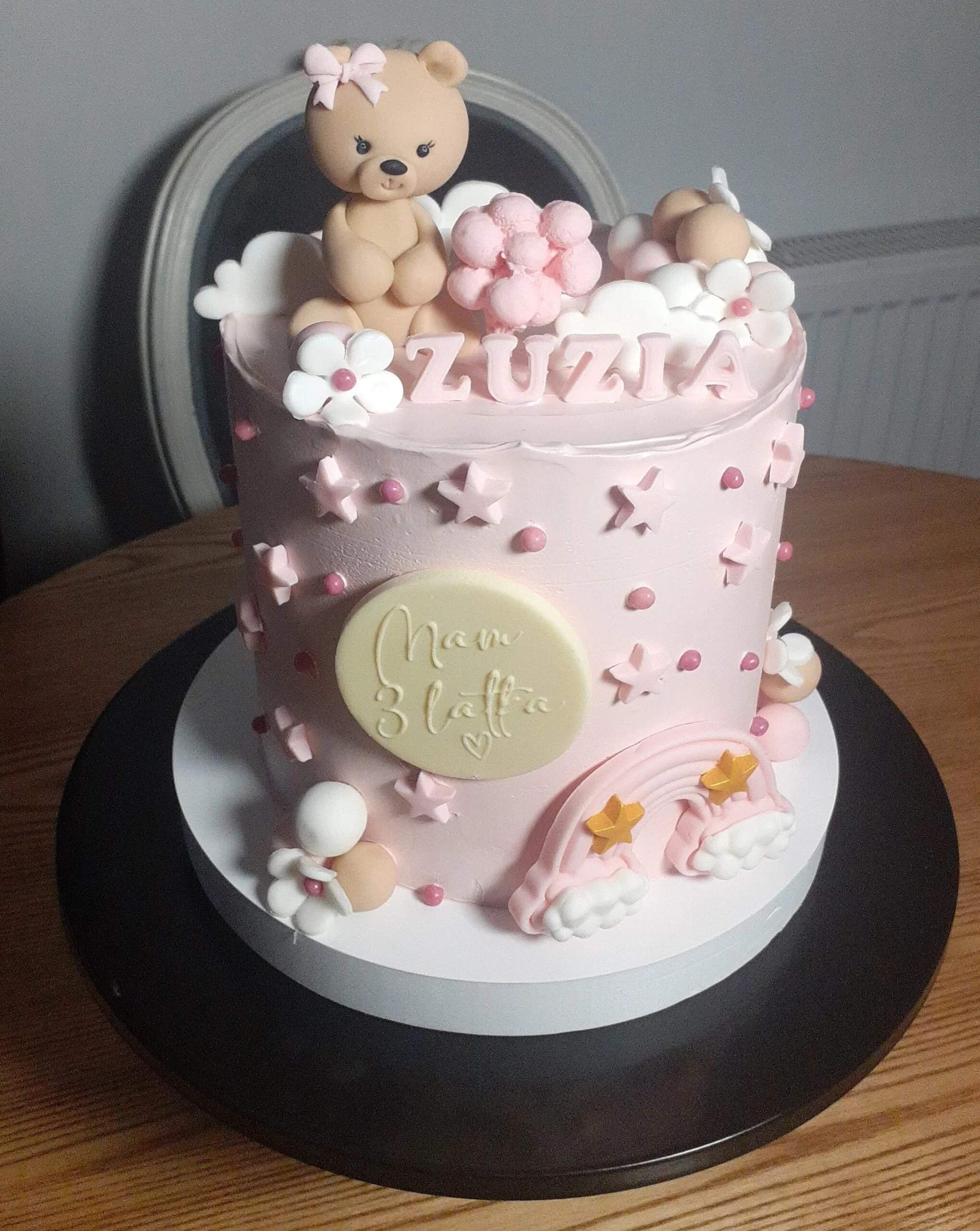 Tort urodzinowy z pluszowym misiem — Cake Time Cieszyn