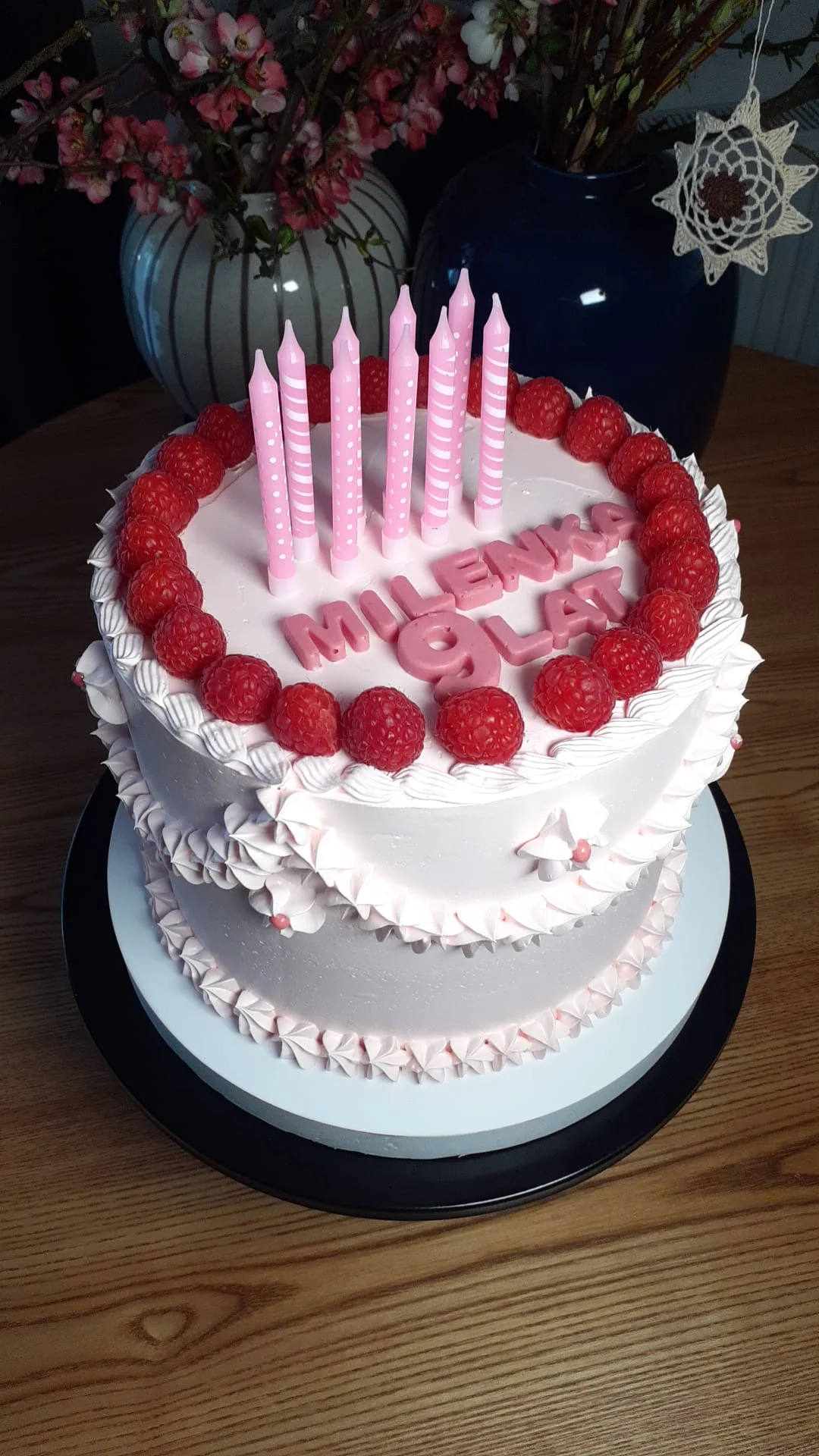 Tort urodzinowy różowy z malinami Cake Time Cieszyn